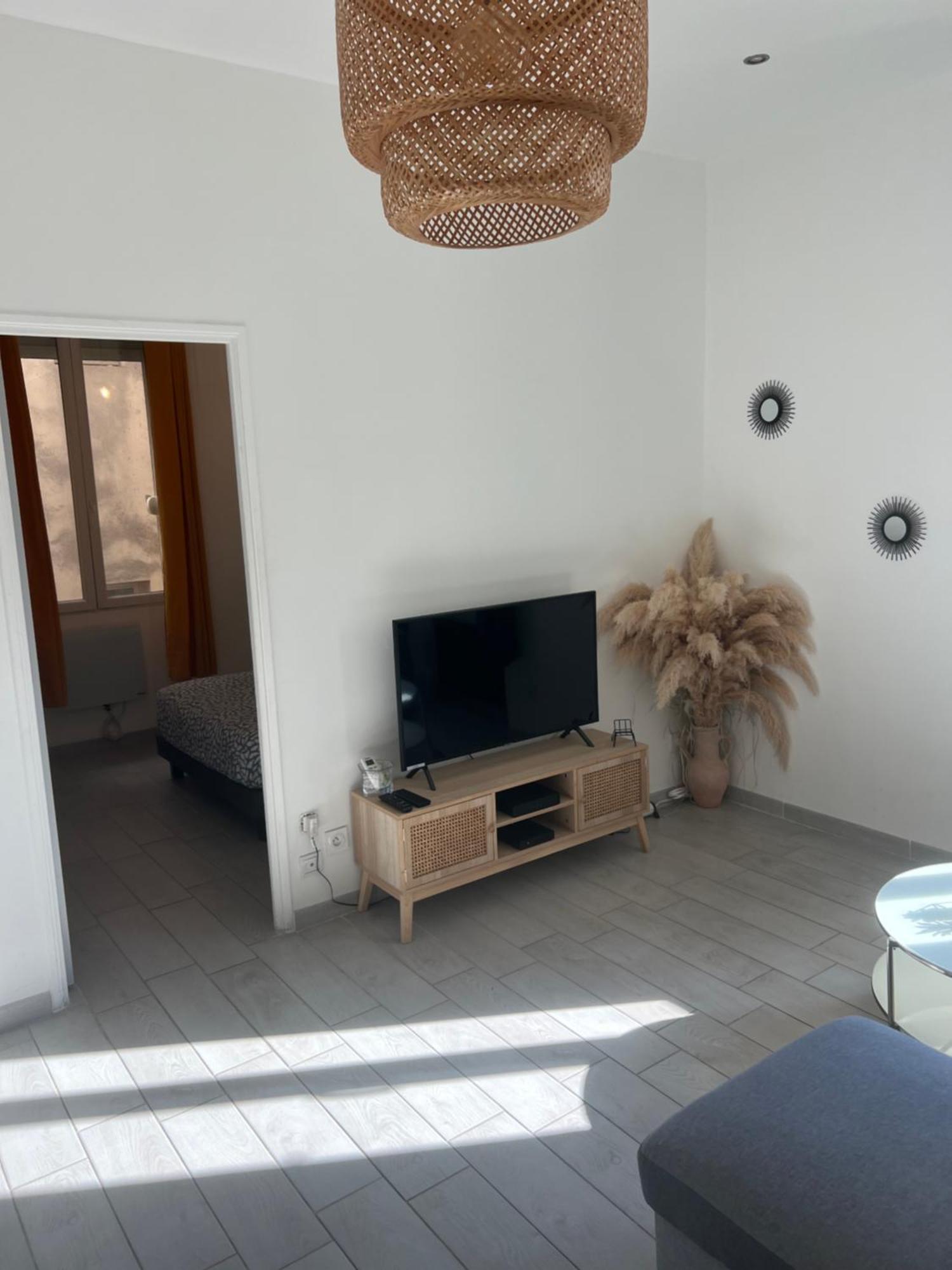 Grand T2 Climatise A 5 Min De La Gare St-Charles - Vieux Port Apartman Marseille Kültér fotó